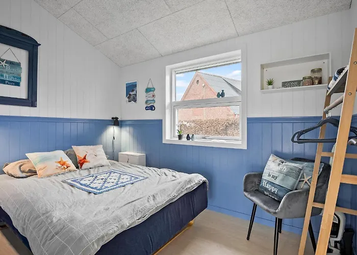Ferienhaus 3 Bedroom Stunning In